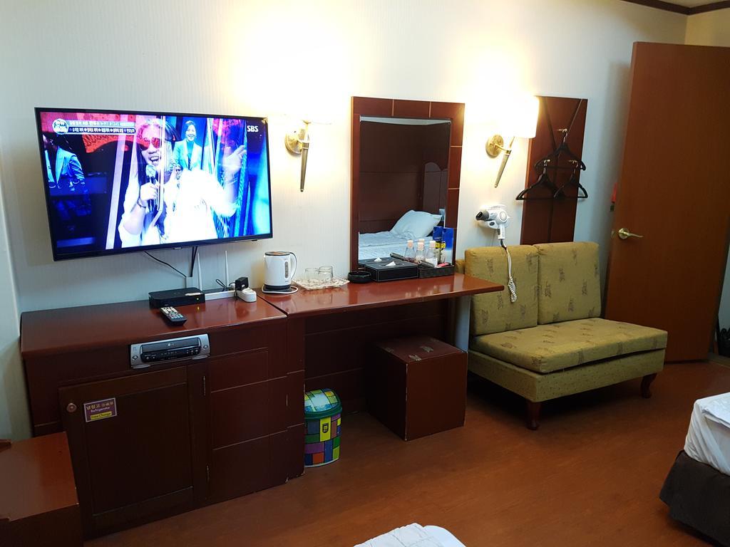 New Boolim Tourist Hotel 서울특별시 객실 사진