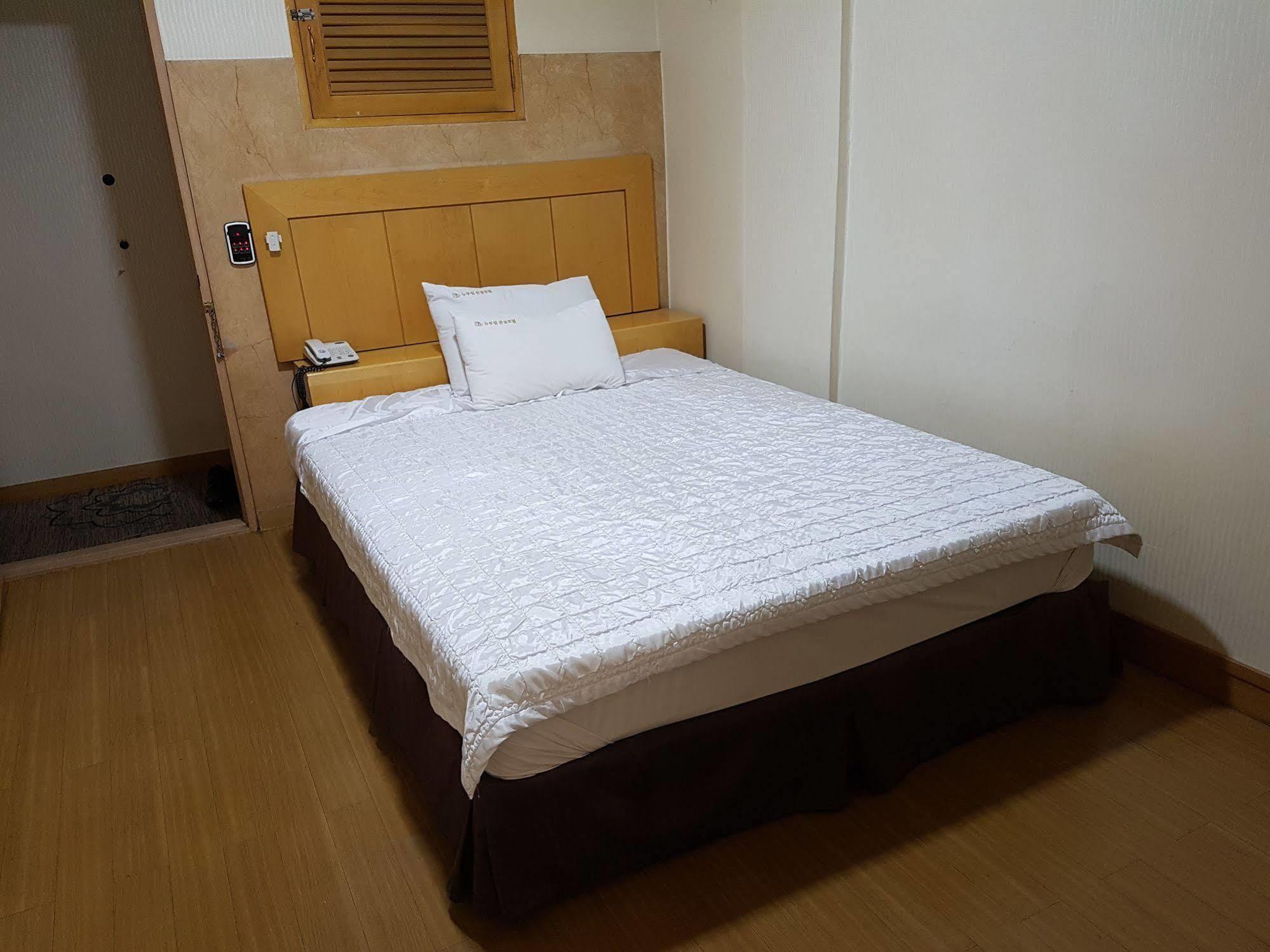 New Boolim Tourist Hotel 서울특별시 외부 사진