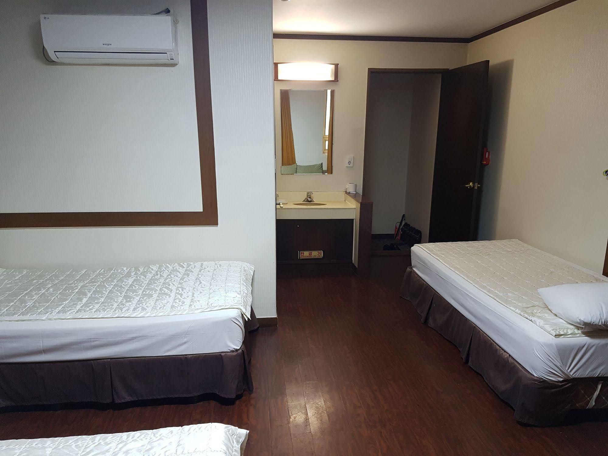 New Boolim Tourist Hotel 서울특별시 외부 사진